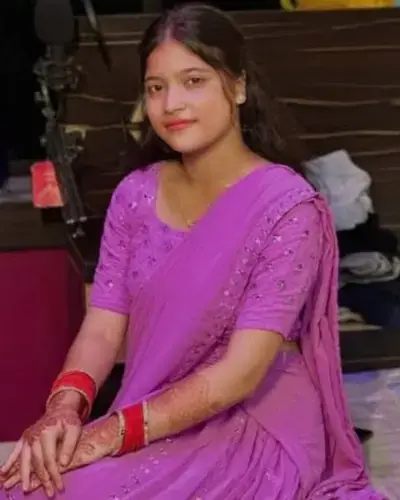 Bettiah Call Girls Service